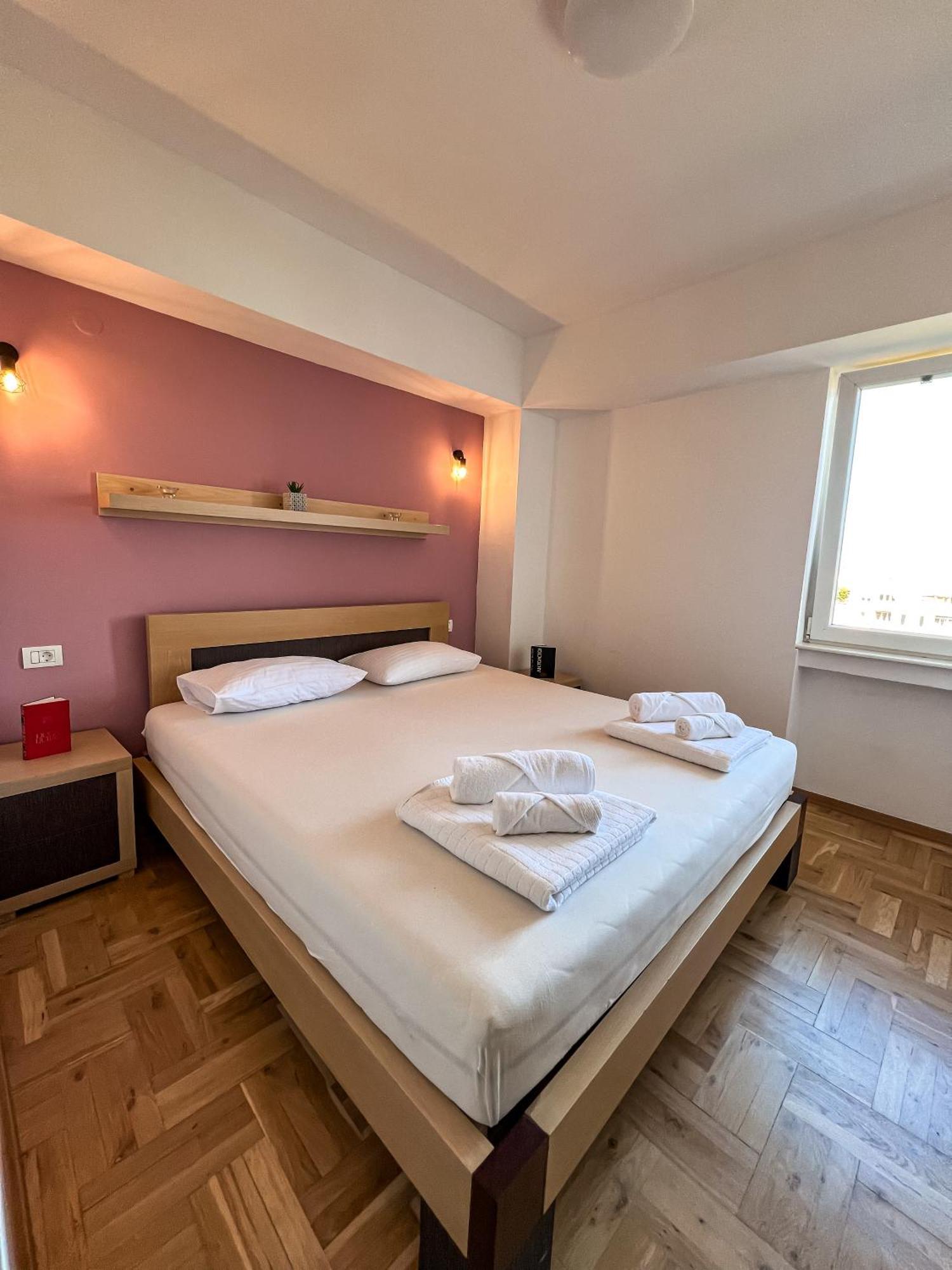 Centre Luxury Apartment Skopje Bagian luar foto