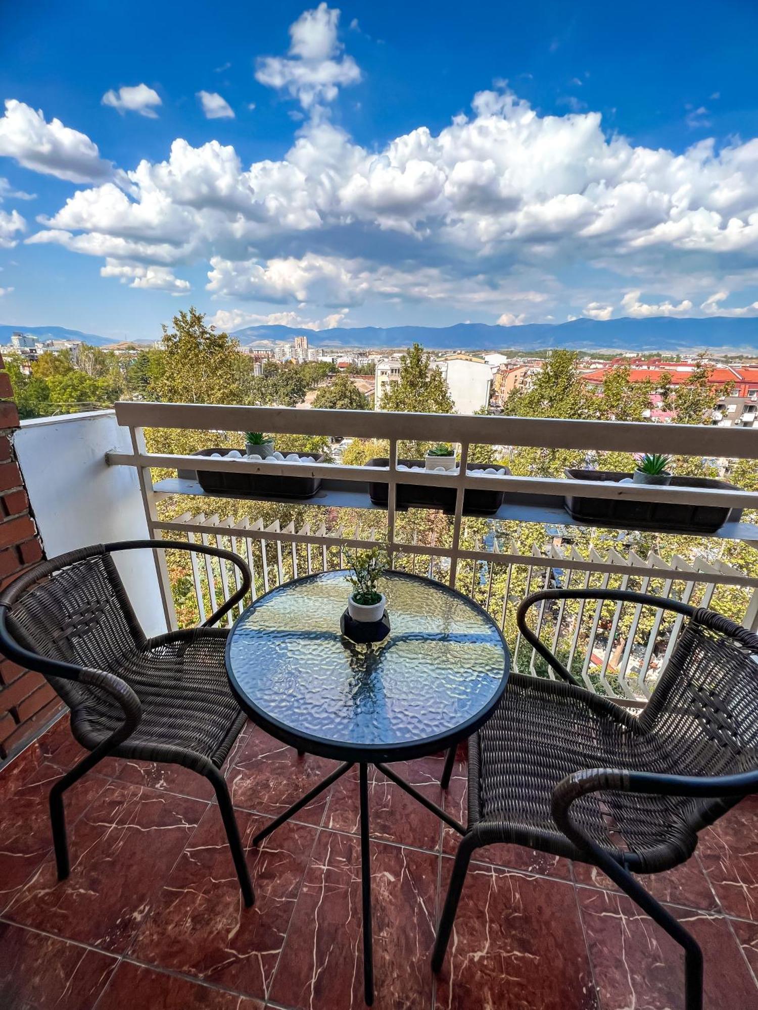 Centre Luxury Apartment Skopje Bagian luar foto
